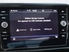 Volkswagen T-Roc thumbnail 30