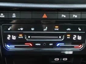 Volkswagen T-Roc thumbnail 32