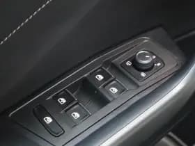 Volkswagen T-Roc thumbnail 39