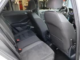 Volkswagen T-Roc thumbnail 45
