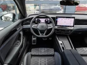 Volkswagen Passat thumbnail 30