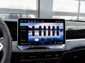 Volkswagen Passat thumbnail 45