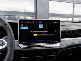 Volkswagen Passat thumbnail 48
