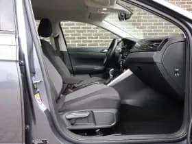 Volkswagen Polo thumbnail 32