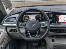 Volkswagen Multivan thumbnail 39