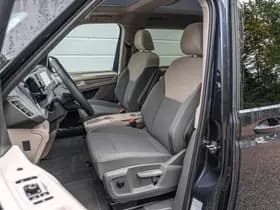 Volkswagen Multivan thumbnail 5