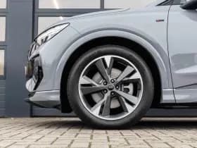 Audi Q4 e-tron thumbnail 12