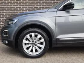 Volkswagen T-Roc thumbnail 15
