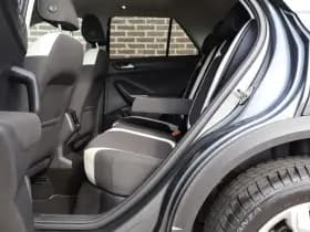Volkswagen T-Roc thumbnail 21