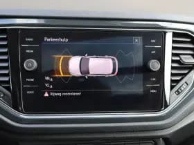 Volkswagen T-Roc thumbnail 29