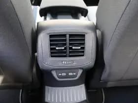 Volkswagen T-Roc thumbnail 34