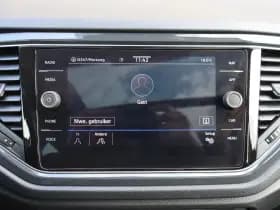 Volkswagen T-Roc thumbnail 40