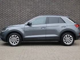 Volkswagen T-Roc thumbnail 13