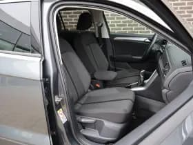 Volkswagen T-Roc thumbnail 15