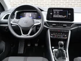 Volkswagen T-Roc thumbnail 20