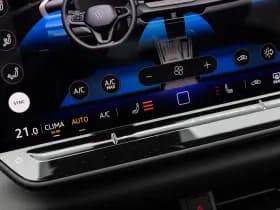 Volkswagen T-Roc thumbnail 37