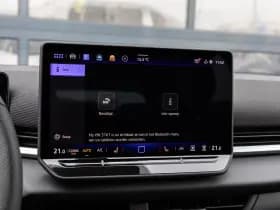 Volkswagen T-Roc thumbnail 44