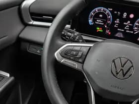 Volkswagen T-Roc thumbnail 19