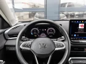 Volkswagen T-Roc thumbnail 31