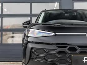 Volkswagen T-Roc thumbnail 7
