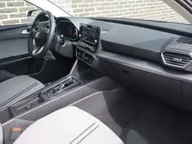 SEAT Leon Sportstourer thumbnail 32