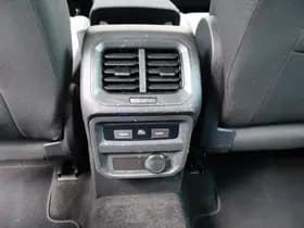 Volkswagen Tiguan thumbnail 37
