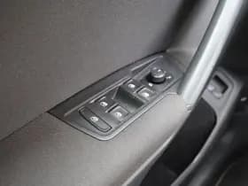 Volkswagen Tiguan thumbnail 39