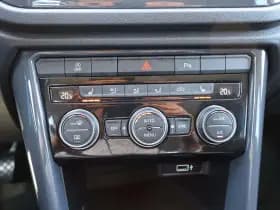 Volkswagen T-Roc thumbnail 28