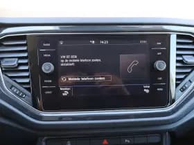 Volkswagen T-Roc thumbnail 37