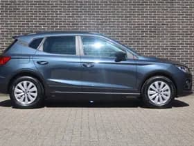 SEAT Arona thumbnail 3