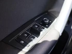 Volkswagen Tiguan thumbnail 40