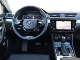 Škoda Superb thumbnail 25