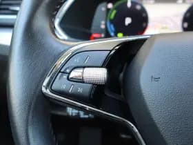 Škoda Superb thumbnail 28