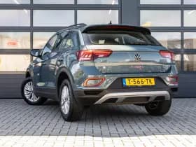 Volkswagen T-Roc thumbnail 12