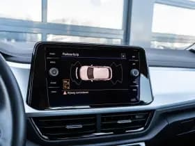 Volkswagen T-Roc thumbnail 24