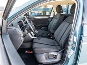 Volkswagen T-Roc thumbnail 4