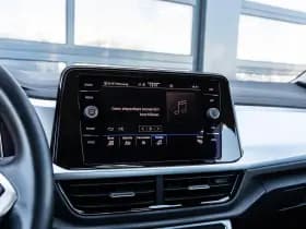 Volkswagen T-Roc thumbnail 34