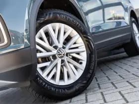 Volkswagen T-Roc thumbnail 37