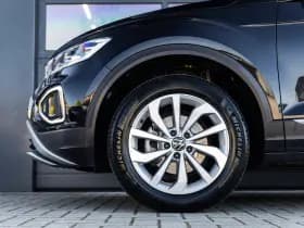 Volkswagen T-Roc thumbnail 15