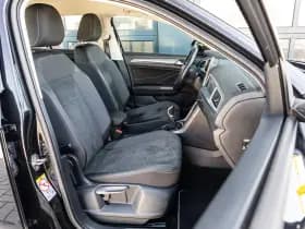 Volkswagen T-Roc thumbnail 16