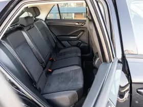 Volkswagen T-Roc thumbnail 17