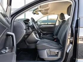 Volkswagen T-Roc thumbnail 21
