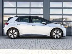 Volkswagen ID.3 thumbnail 3