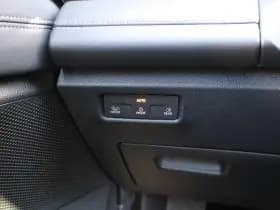 Volkswagen Tiguan thumbnail 36