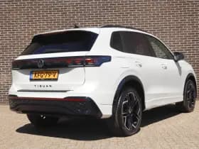 Volkswagen Tiguan thumbnail 2