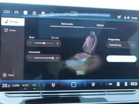 Volkswagen Tiguan thumbnail 54