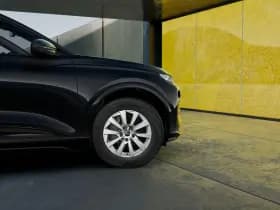 Audi Q6 e-tron thumbnail 9