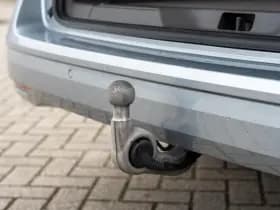 Volkswagen Multivan thumbnail 11