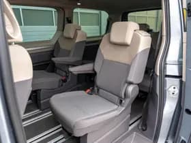 Volkswagen Multivan thumbnail 24