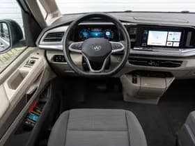 Volkswagen Multivan thumbnail 26